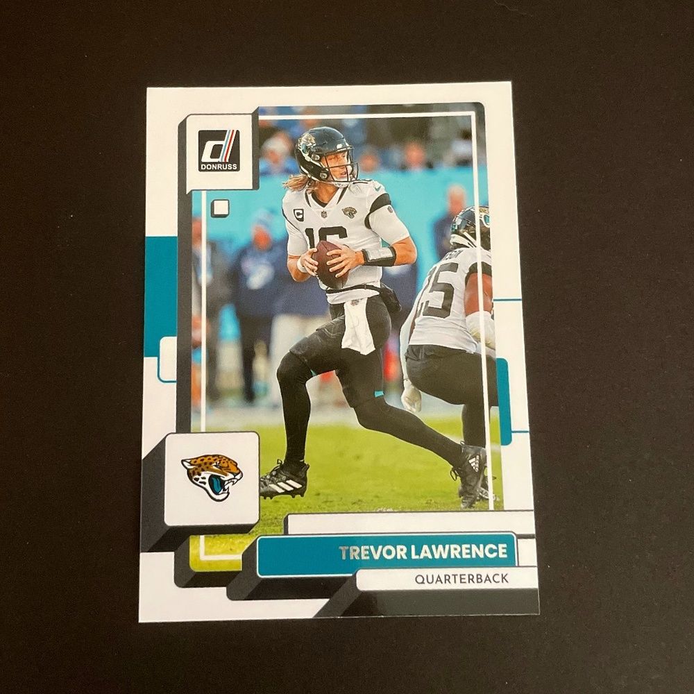 Trevor Lawrence: Jacksonville Jaguars, Quarterback 2022 Panini Donruss #61